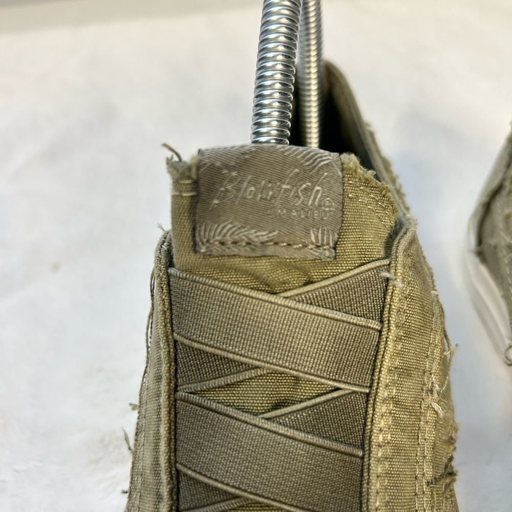Blowfish Malibu Slip On sneakers Women’s 8 olive canvas casual shoe - Picture 5 of 12